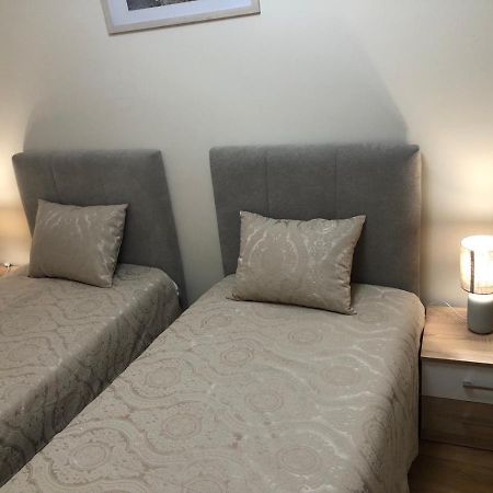 Sunshineliving, Bar Apartment Luaran gambar