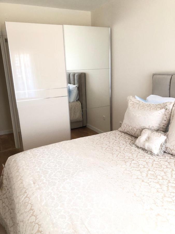 Sunshineliving, Bar Apartment Luaran gambar