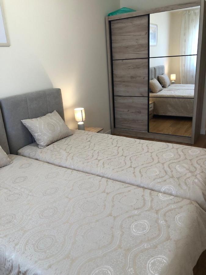 Sunshineliving, Bar Apartment Luaran gambar